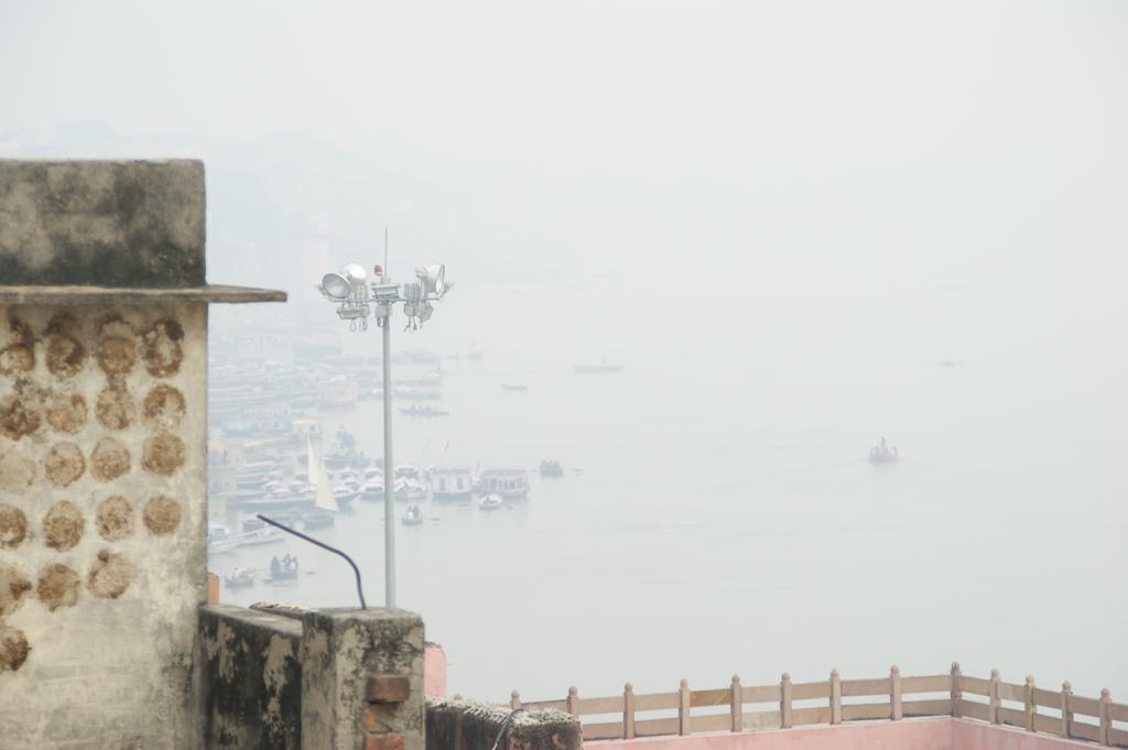 Kedareswar B&B Varanasi Oda fotoğraf