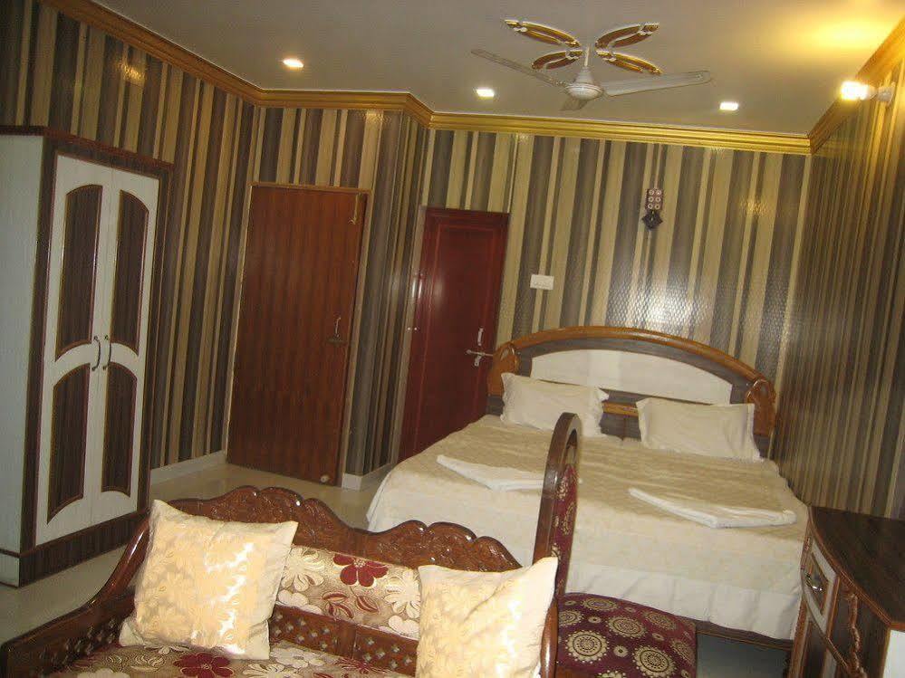 Kedareswar B&B Varanasi Dış mekan fotoğraf